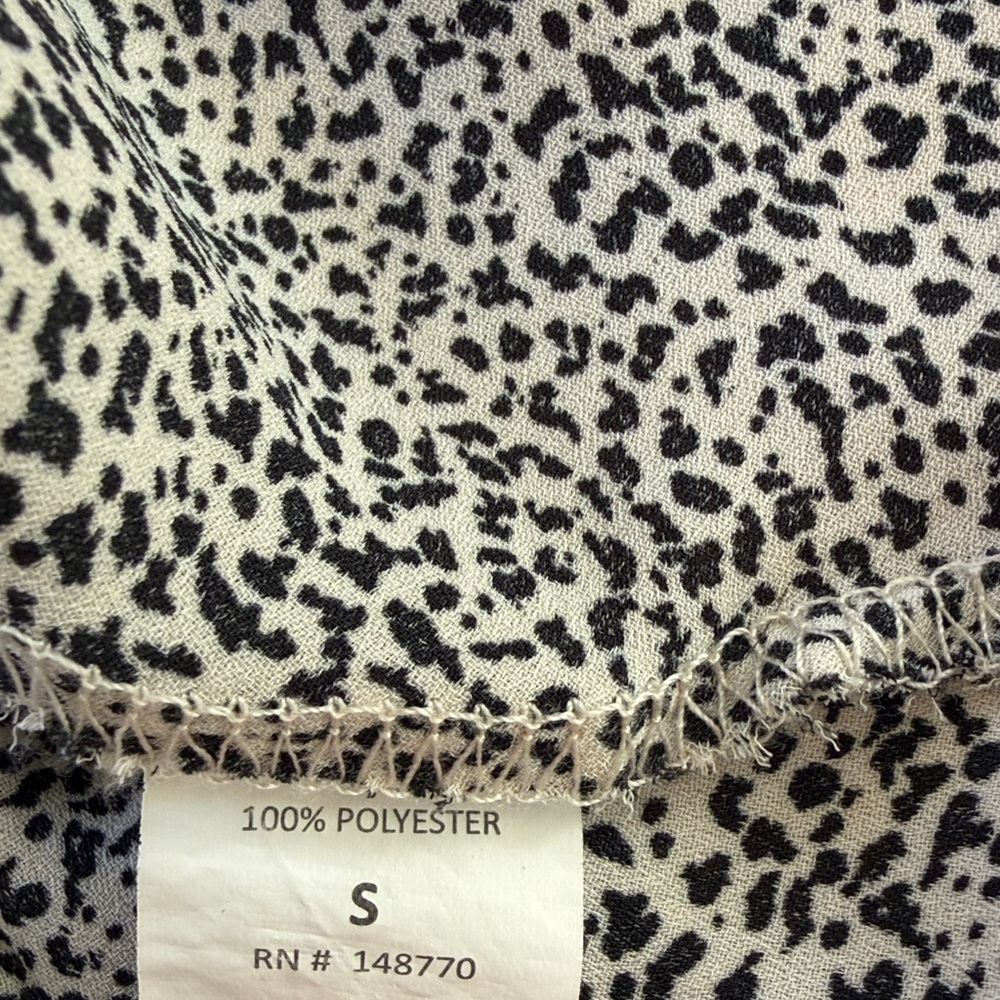 Sienna‎ Sky Tie Front Peplum Top Small - Picture 5 of 5